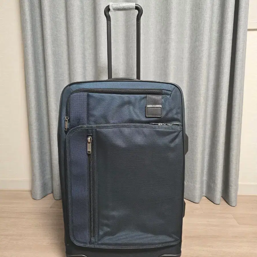 TUMI 투미 2228664NVY 머지 쇼트 트립 익스펜더블 패킹 케이스 판매합니다