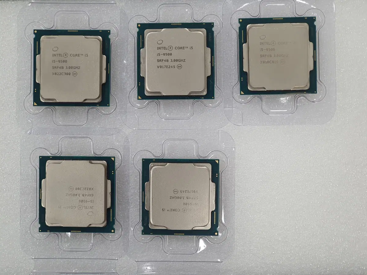 컴퓨터 인텔 9세대 CPU I5 9500 (인텔 9세대 1151V2소켓)