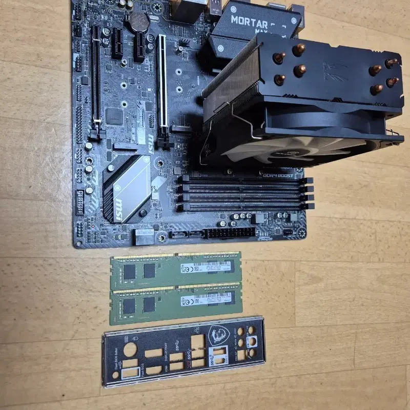 5600x cpu b450 메인보드 ddr4 16gb 쿨러