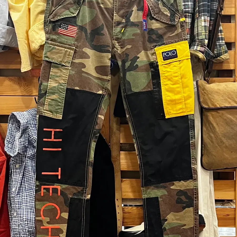 폴로 랄프로렌 하이테크 카모 카고 팬츠 (Polo Ralph Lauren Hi-Tech Camo Cargo Pants)
