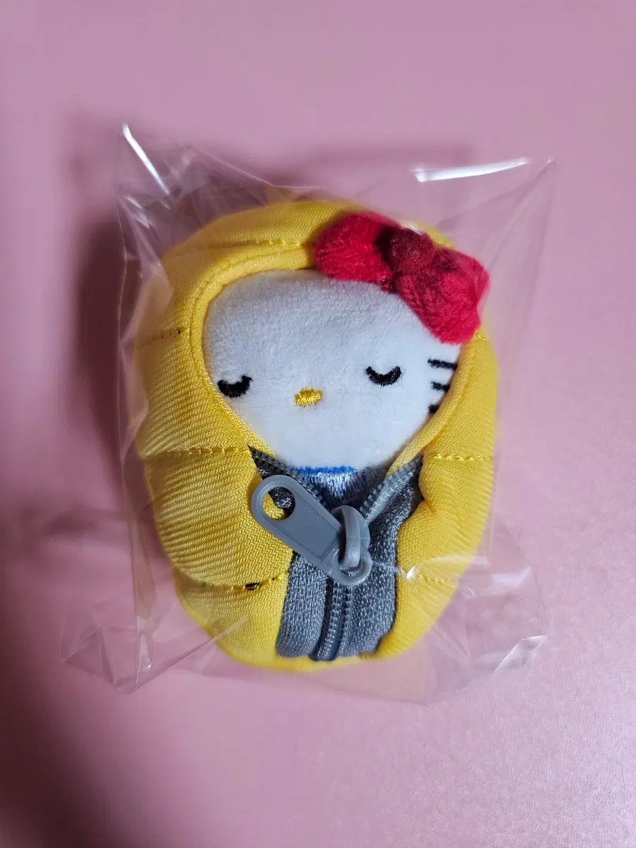 산리오 침낭 헬로키티 인형 키링 개당가격