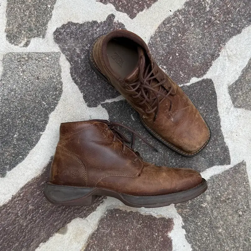 Durango Chukka Boots Sz 9M(270)