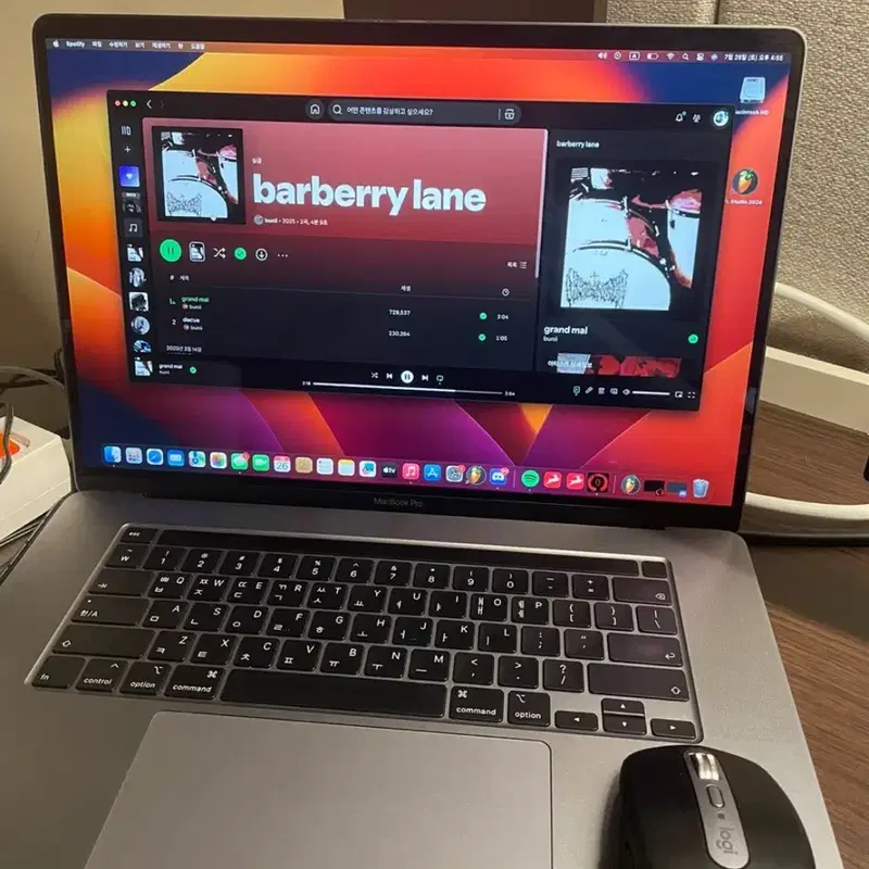 i9 맥북 프로 1TB 16인치 + mx anywhere 3s for mac 세트로 판매합니다