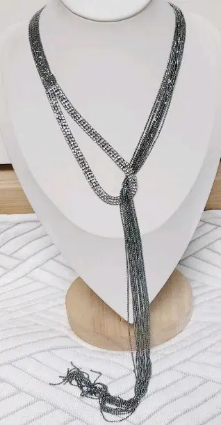 독특한 큐빅 블랙 목걸이