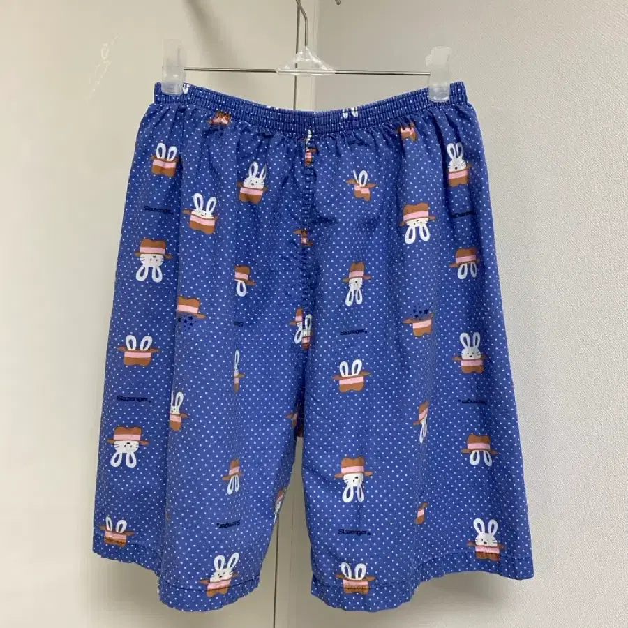 토끼 패턴 블루 파자마 잠옷 반바지
