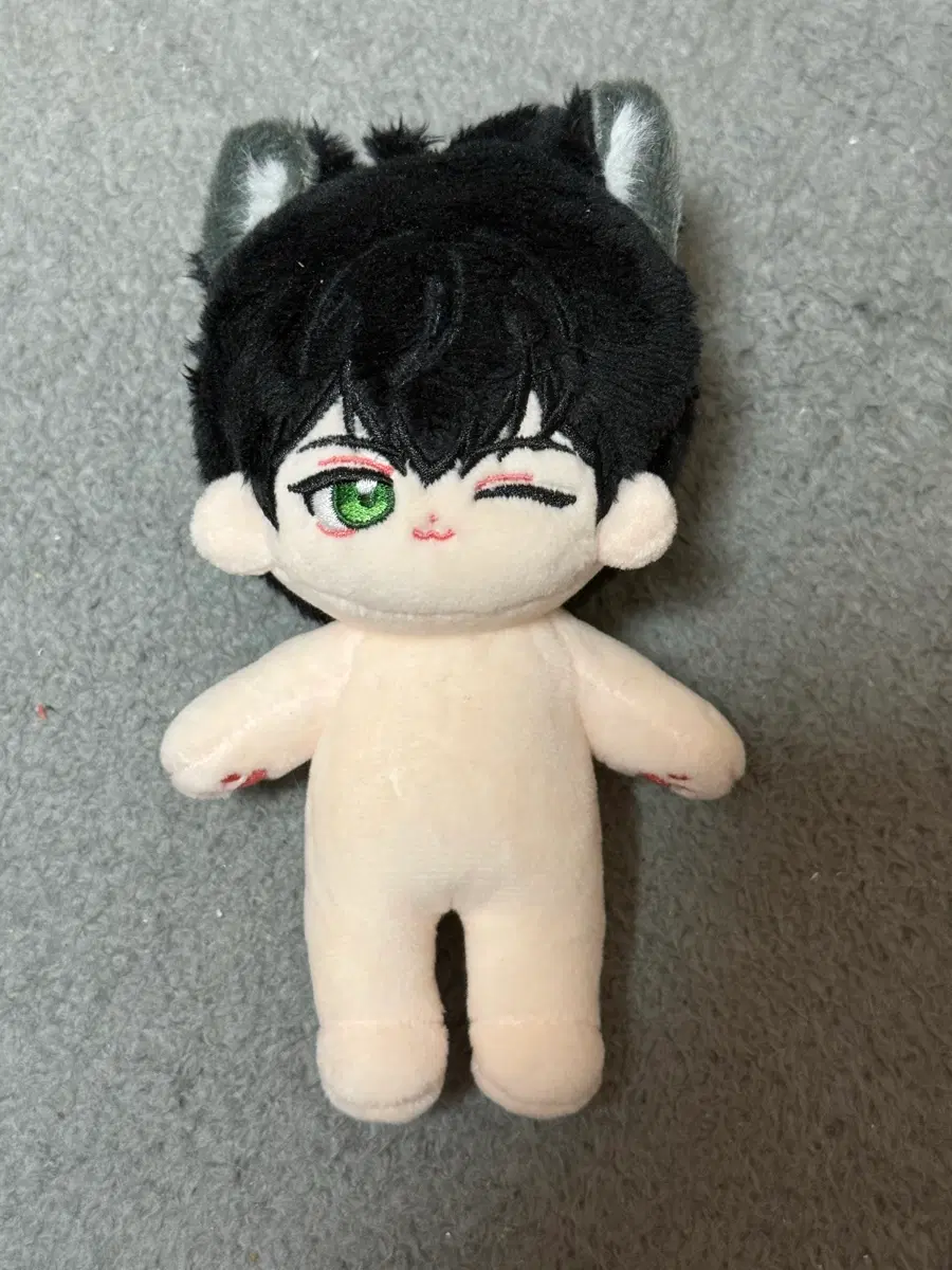 플레이브 인형 양도합니다