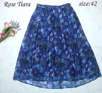 *현행 모델 최상 컨디션* RoseTiara 피쉬테일 플레어 스커트 사이즈 42