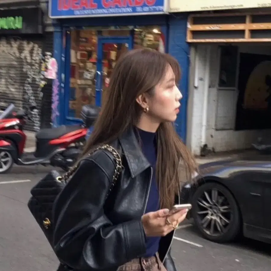 아카이브제이투유 레더