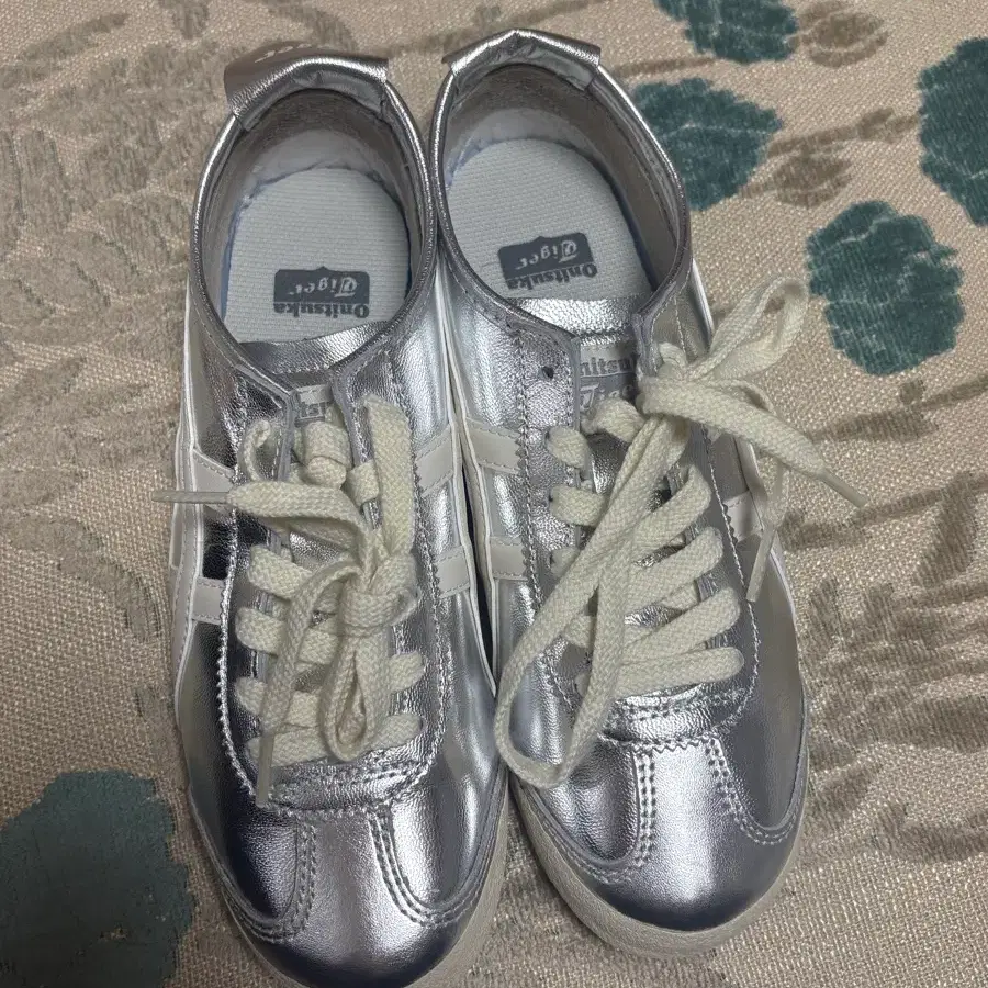 오니츠카타이거 멕시코 66 실버 230