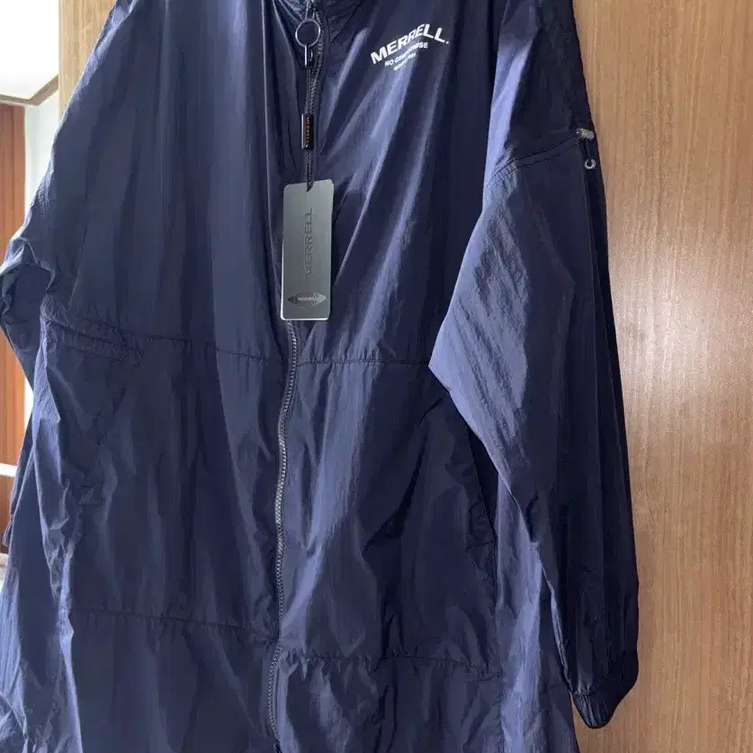롱 바람막이