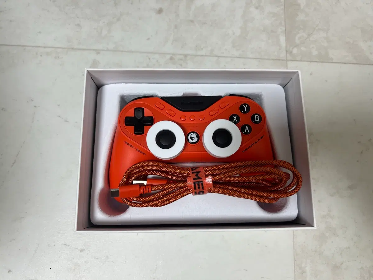 Gamesir 타란튤라 8k