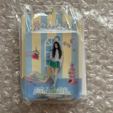 ILLIT 트레이딩 카드 시간 멈춰 아크릴 키링