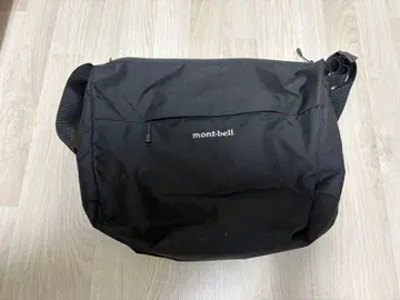 몽벨 숄더백 블랙