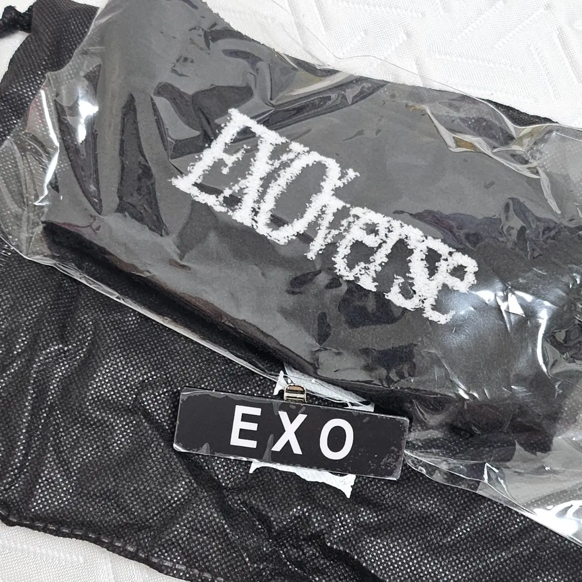 (미개봉) EXO 팬미팅 입장선물 수면양말+명찰
