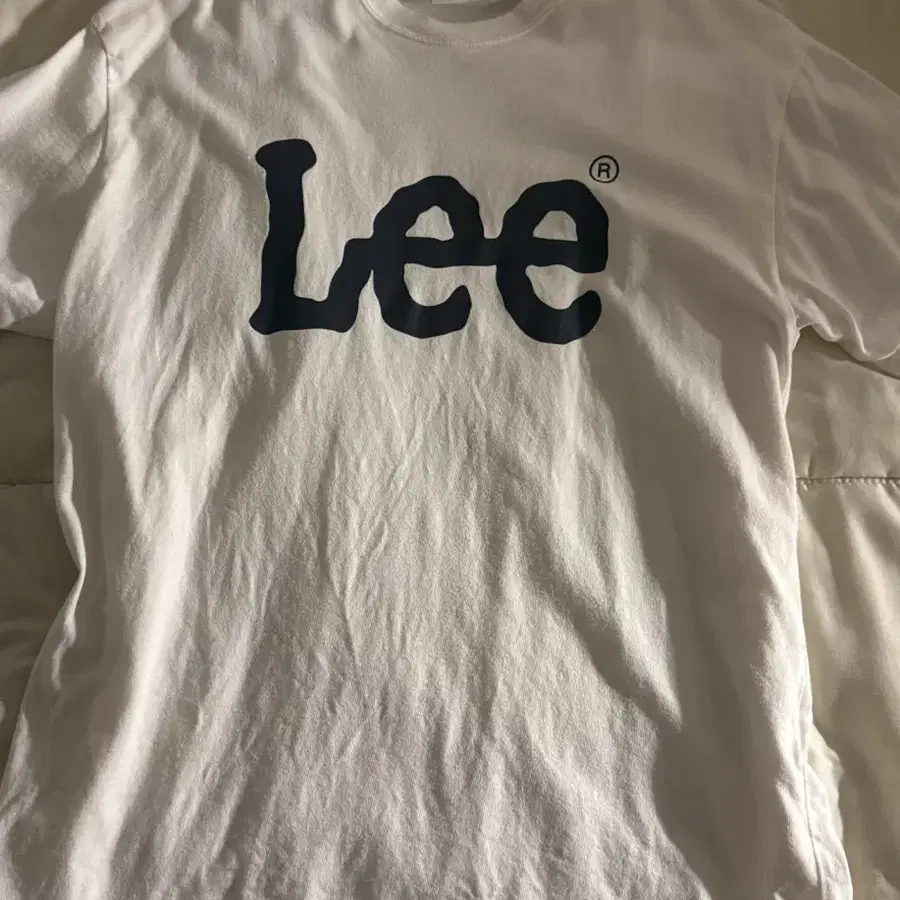 리(Lee)반팔티 팔아요!