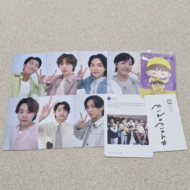 BTS 방탄 10주년 여의도 아미라운지 포카