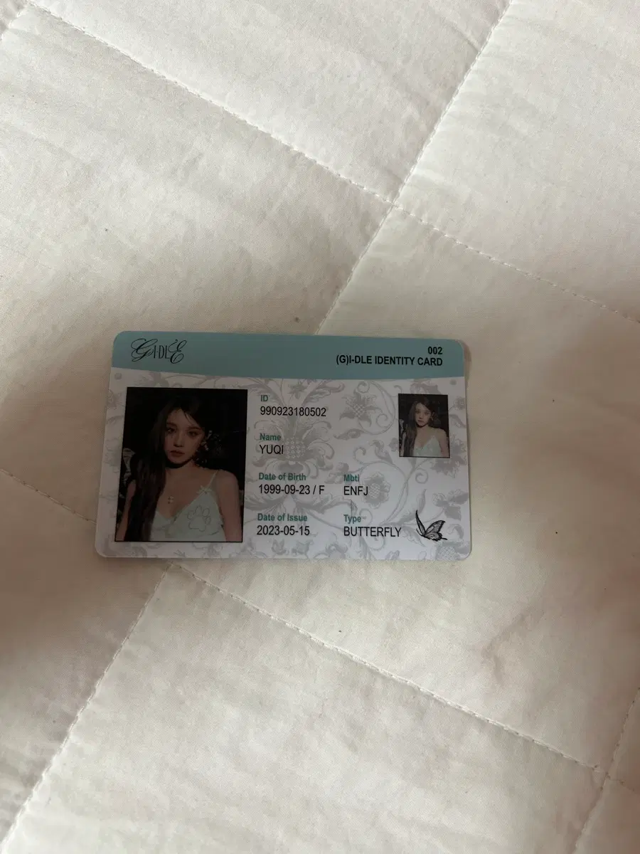 아이들 우기 아이덴티티 카드