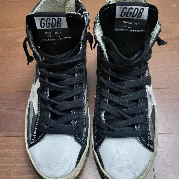골든구스 하이탑블랙지브라 235