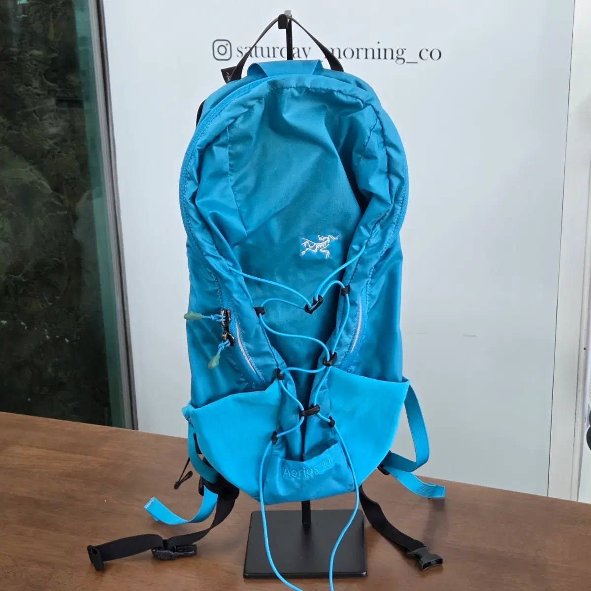 아크테릭스 에어리어스10 백팩 OS