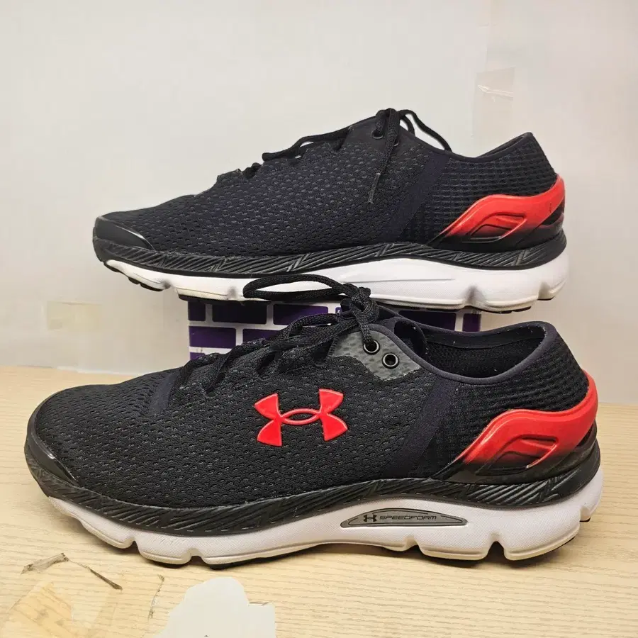 사이즈 290mm / 언더아머 스피드폼 인테이크 2 (Under Armour SpeedForm Intake 2) 러닝화