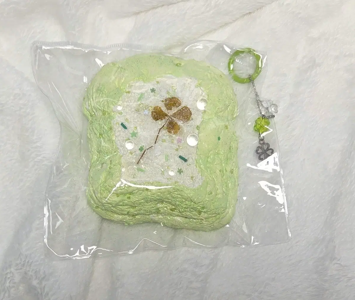 [반택포]네잎클로버 식빵 수제말랑이 말랑이