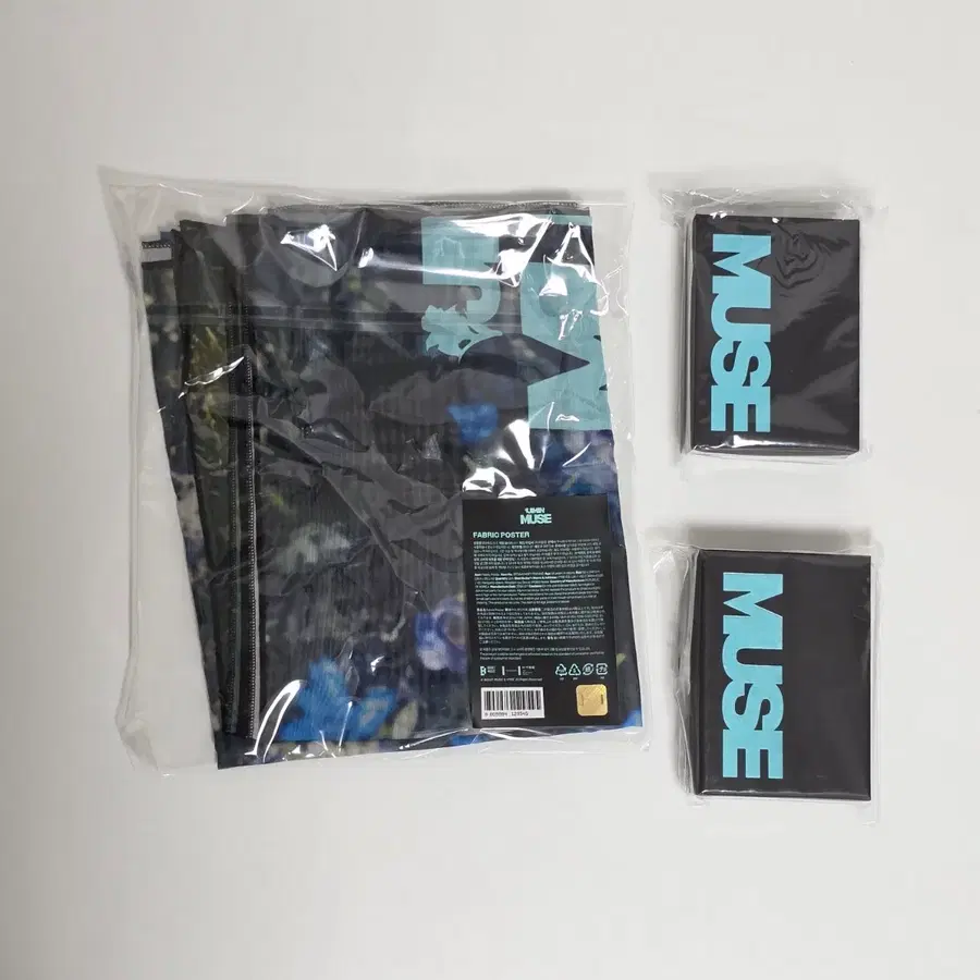 all) 지민 뮤즈 브로치 스카프 패브릭포스터 방탄 jimin muse bts pin brooch tie scarf fabric poster