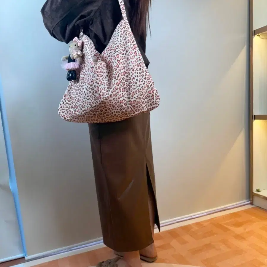 레오파드 에코백