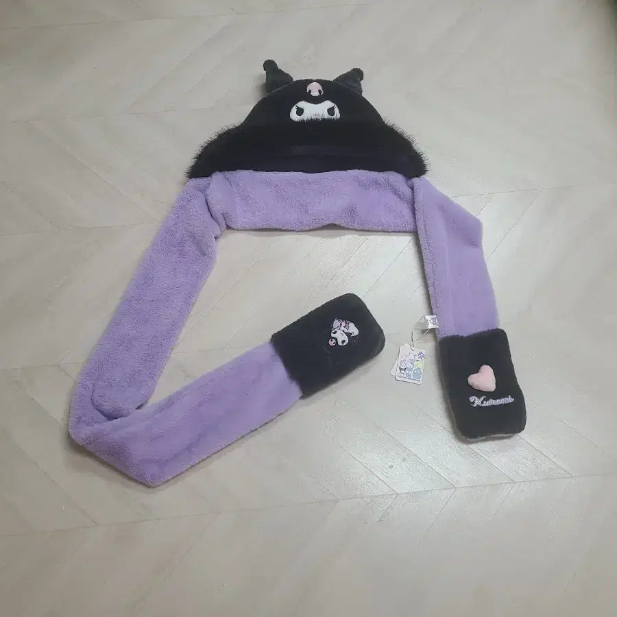 쿠로미 모자 목도리
