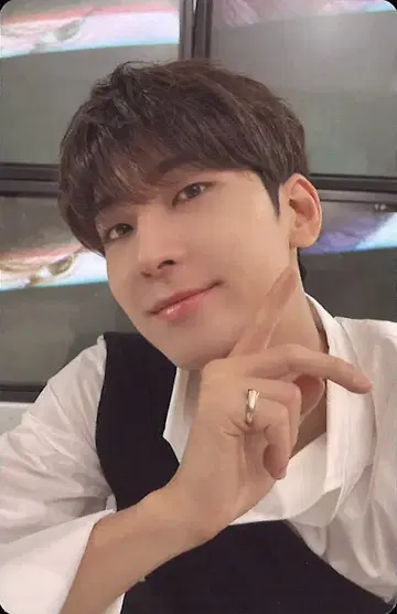 SEVENTEEN HEAR ver. WONWOO 17 IS RIGHT HERE
