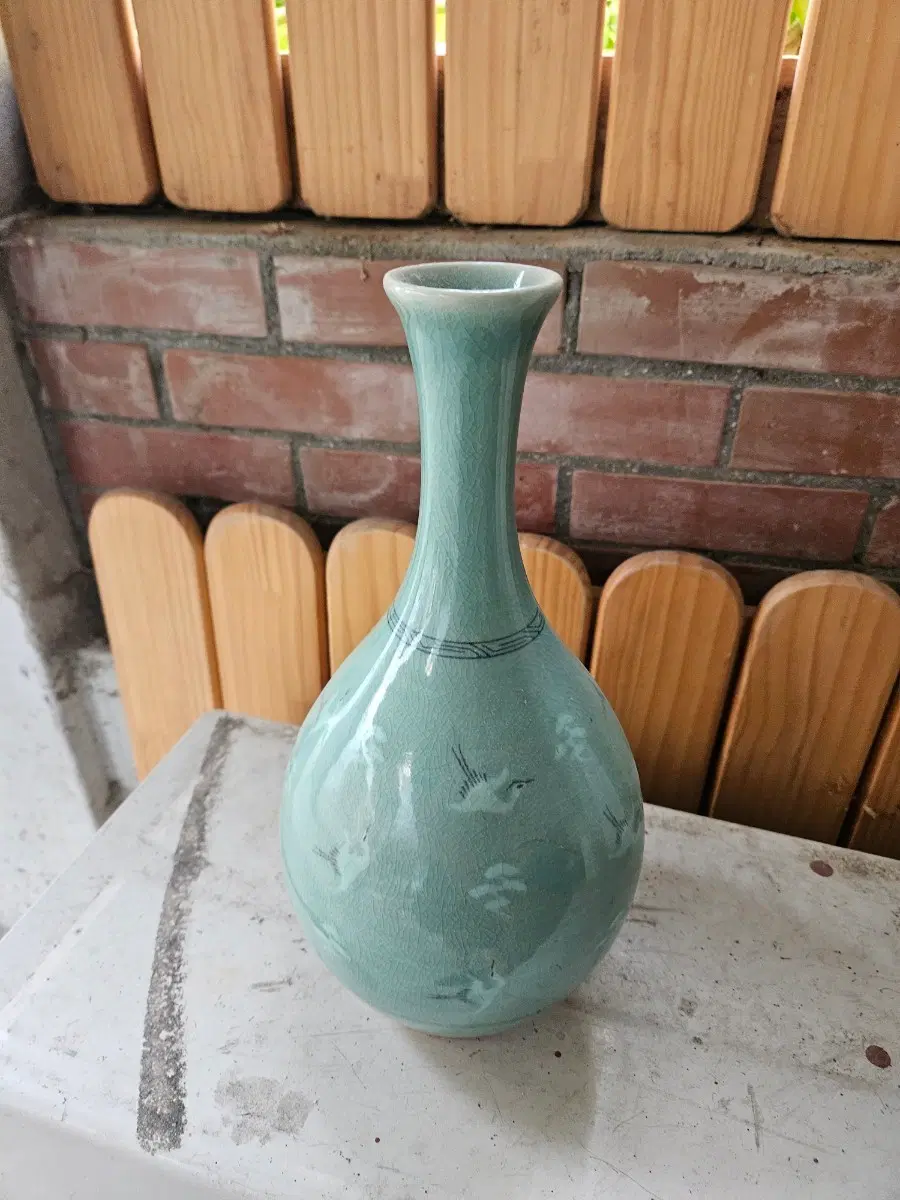 청자 상감운학문 주병