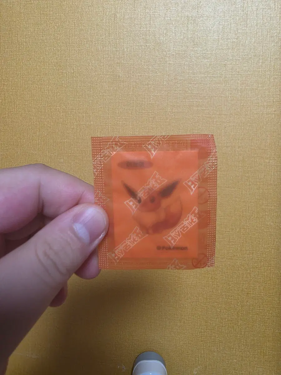 포켓몬 빵 이브이 띠부씰