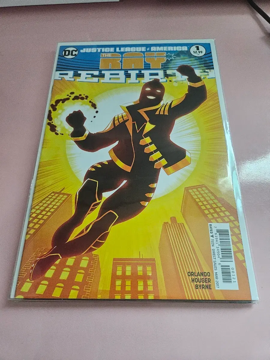 R / 2017 / Justice League of America: The Ray - Rebirth #1