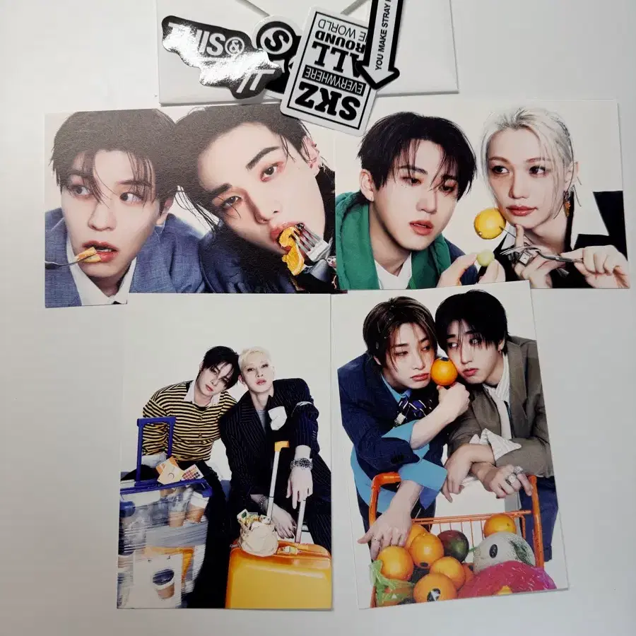스트레이 키즈 디스앤댓 THIS ver. 프리오더 엽서세트 + 스티커