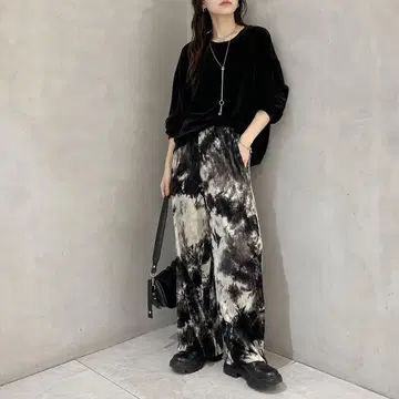 JEANASIS(지나시스) 타이 다이 벨로아 이지 팬츠 시착만 한 상품