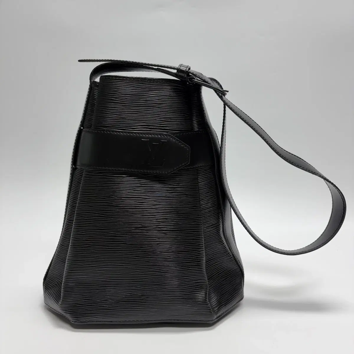 Louis Vuitton Epi Sac De Paul PM Bucket Bag Shoulder Bag (Excellent Condition, Black)