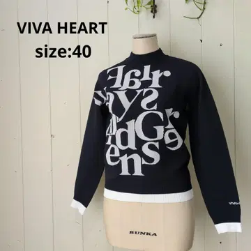 VIVA HEART 골프웨어 타이포그래피 자카드 니트 네이비 40