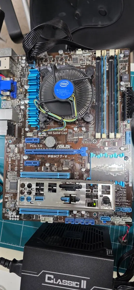 i5-3570 + ASUS P8H77-V + ddr3 12800 8g