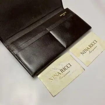 NINA RICCI 니나리치 아틀레 누보 지갑 동전 주머니 포함 브라운 장지갑