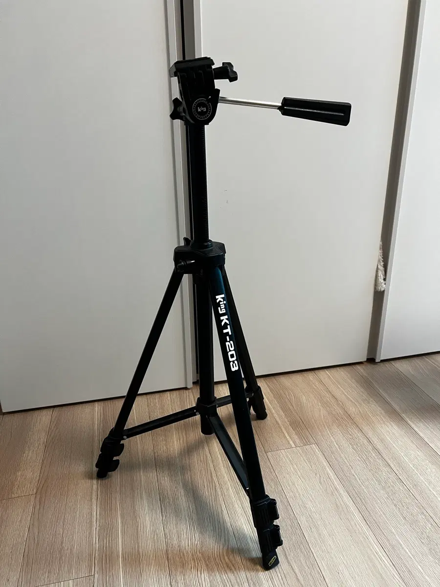 킹 KT-203 카메라 스탠드