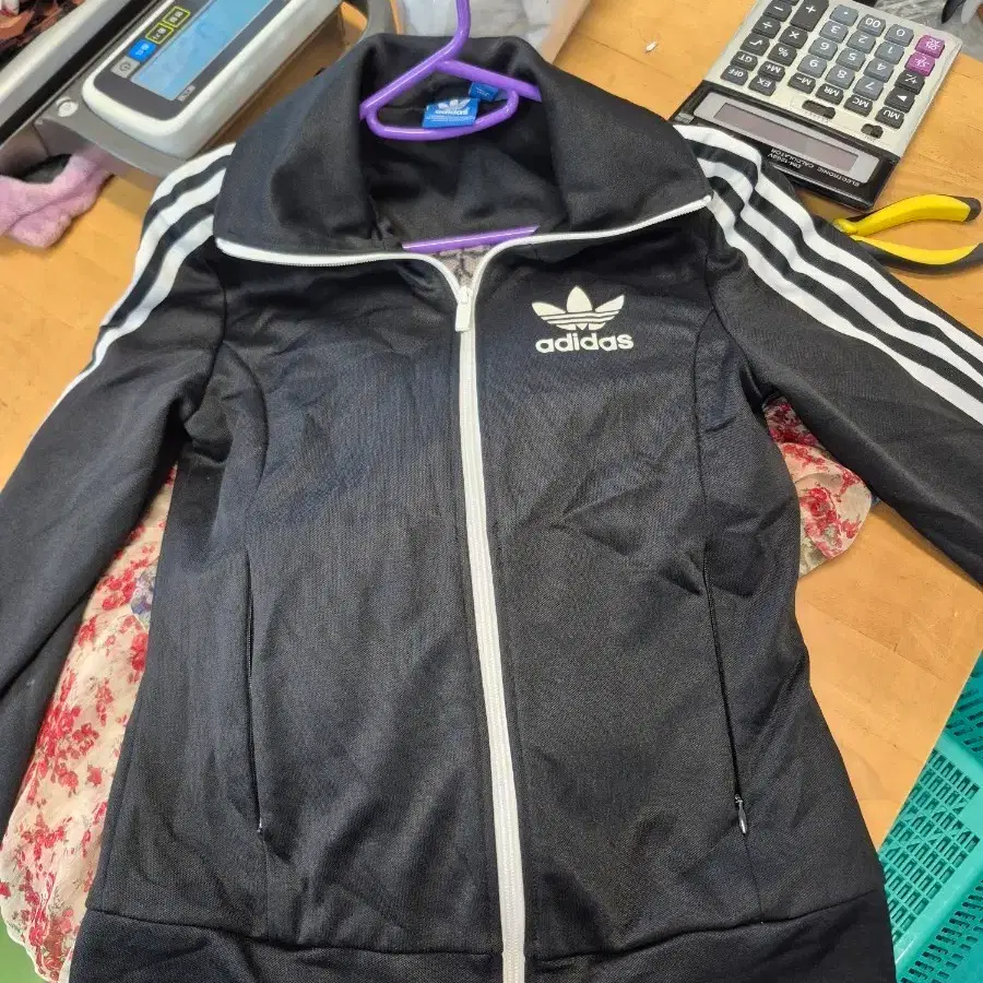 아디다스 오리지널스 (adidas Originals)품명: EUROPA TT (유로파 트랙탑)