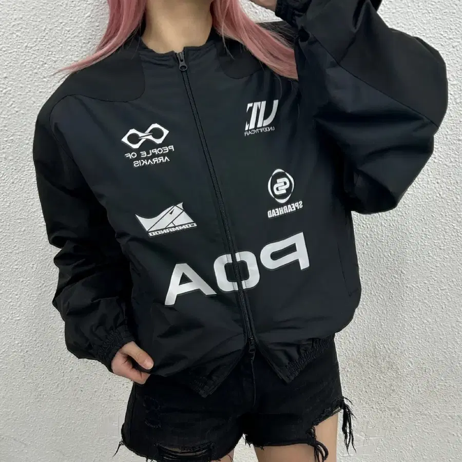 23 fw 언더마이카 프린팅 블랙 POA 레이서 점퍼
