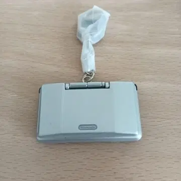 닌텐도 뮤지엄 게임 하드 키링 컬렉션 DS