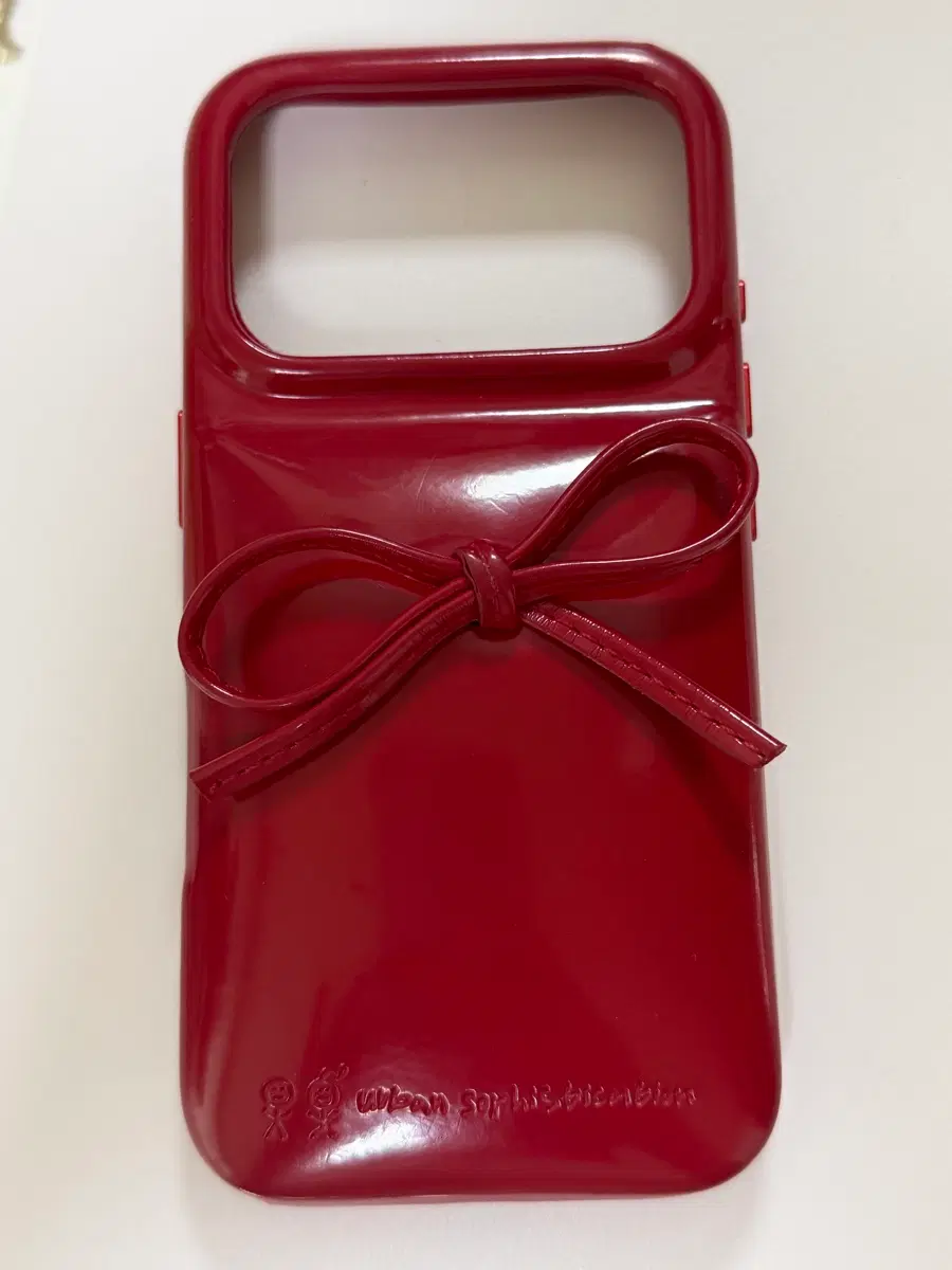 어반소피스테이션 17 pro 프로  THE SOAP CASE- DELICATE BOW IN RED (Limited Edition)