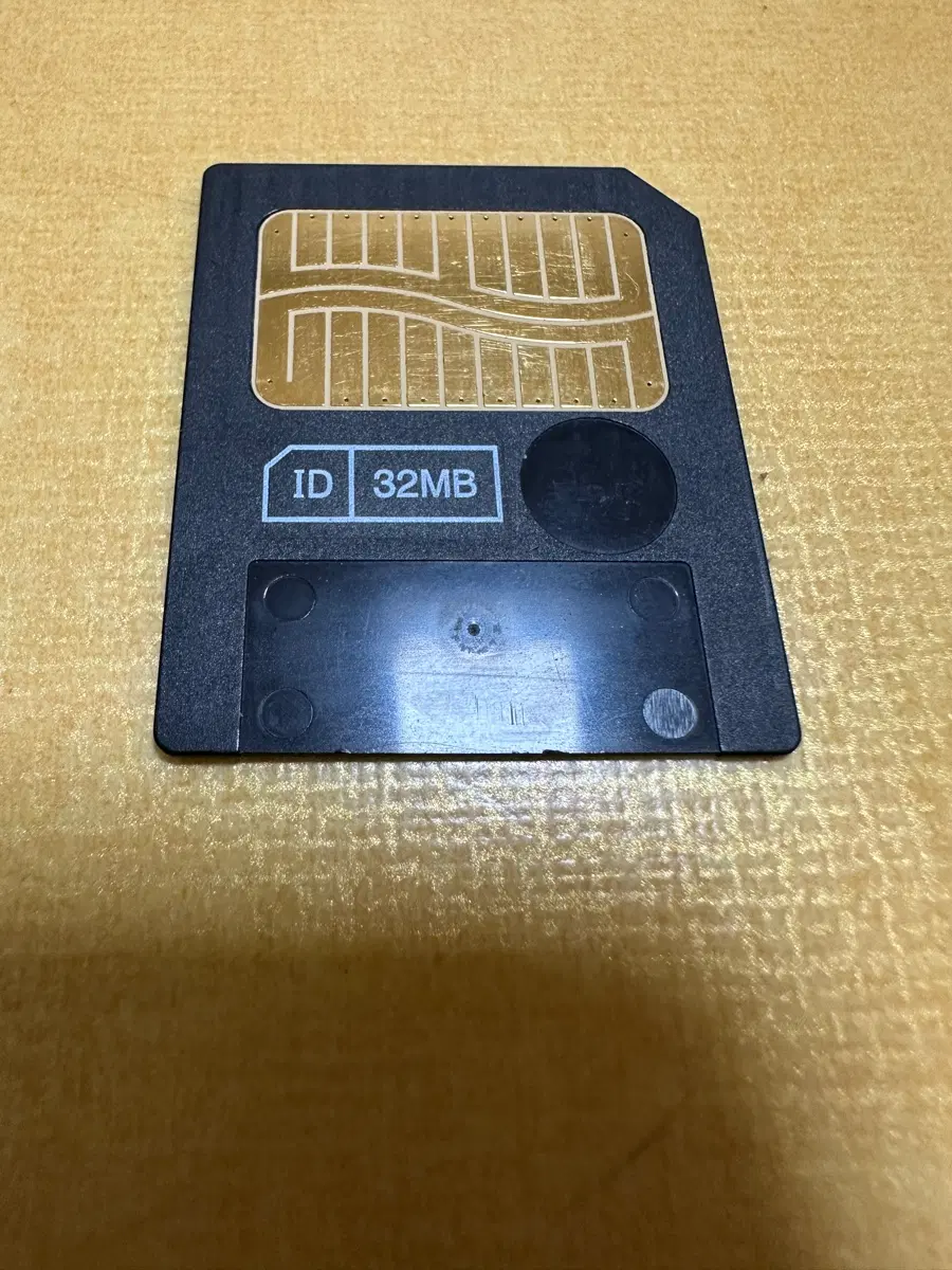 스마트 미디어 카드 32MB 판매합니다.