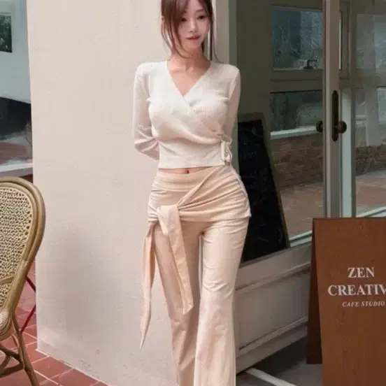 (새상품) 카인다미 랩 타이 에센셜 레깅스
