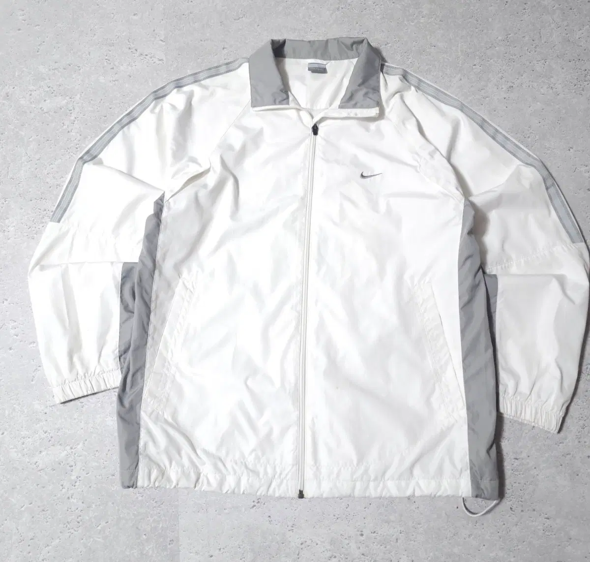 XL 나이키 00S 올드스쿨 배색 바람막이 오버핏 자켓 코르티스