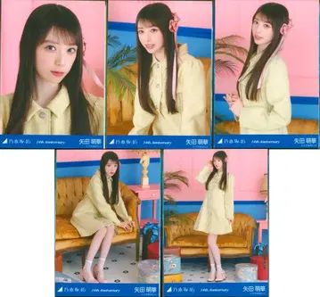 노기자카46 2026년 5월 랜덤 브로마이드 야타 모에카 14th Anniversary (14주년 기념) 5장 컴프