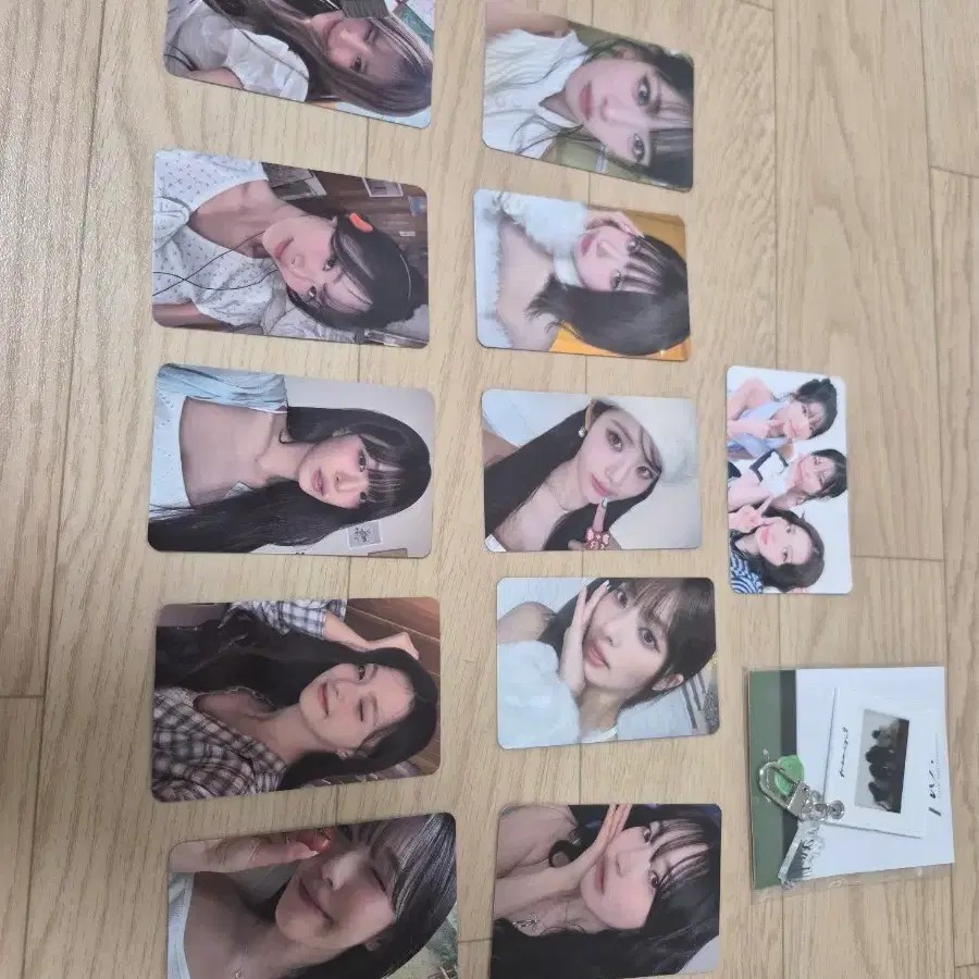 fromis_9 ジホン ユリグドゥ 直筆サイン トレカ fromis_9 ジホン ユリグドゥ 直筆サイン トレカ fromis_9 ジホン