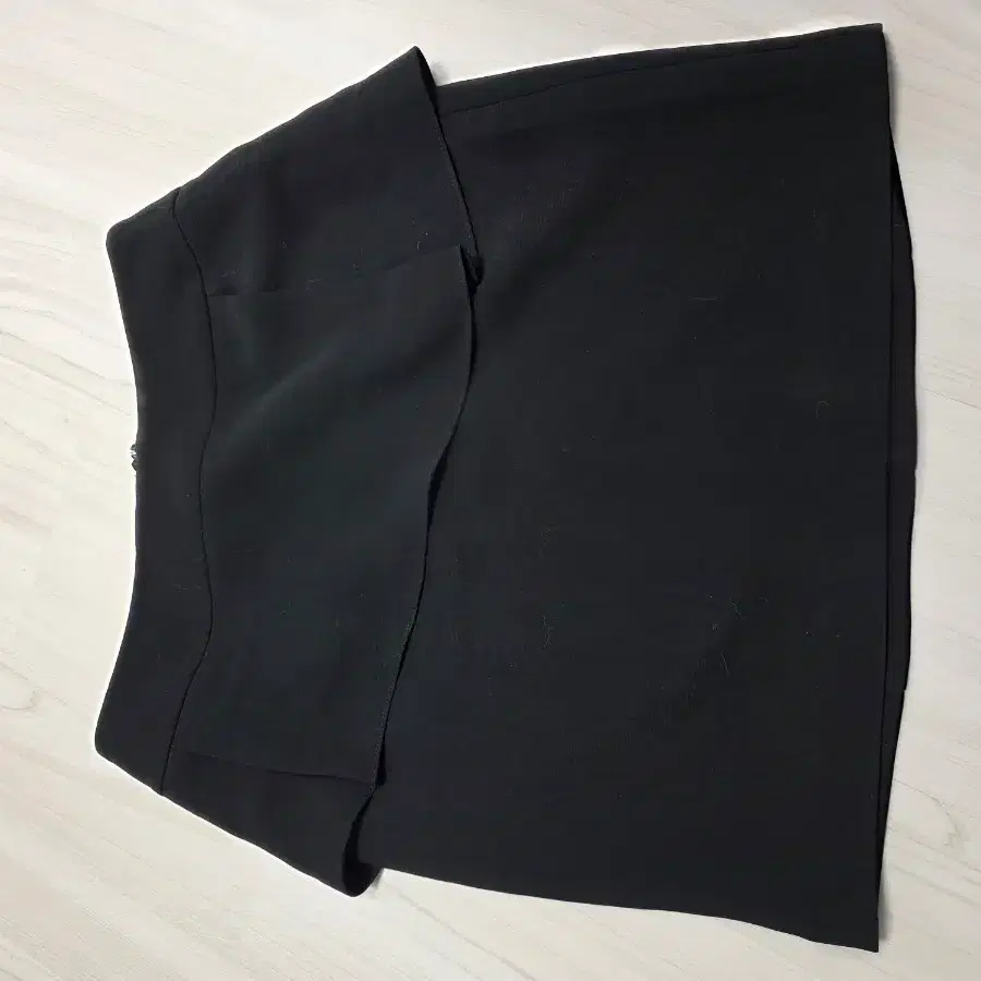 로엠 정장 스커트