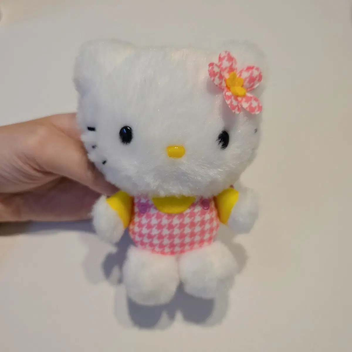 산리오 헬로키티 카오하나 뽀실이 마스코트 인형